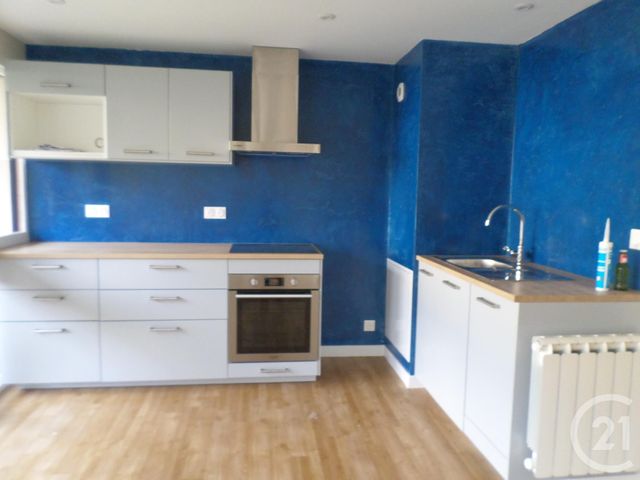 Appartement T2 &agrave; louer - 2 pi&egrave;ces - 43 m2 - Aurillac - 15 - AUVERGNE