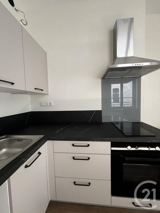 Appartement F1 bis à louer - 2 pièces - 32,68 m2 - Aurillac - 15 - AUVERGNE