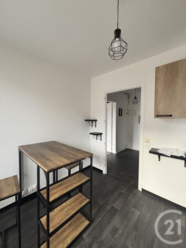 Appartement T1 &agrave; louer - 2 pi&egrave;ces - 30 m2 - Aurillac - 15 - AUVERGNE