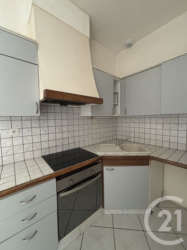 Maison &agrave; louer - 6 pi&egrave;ces - 121,35 m2 - Aurillac - 15 - AUVERGNE