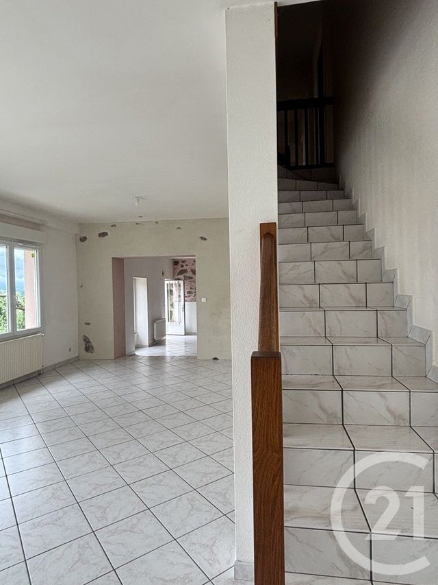 Maison &agrave; louer - 6 pi&egrave;ces - 121,35 m2 - Aurillac - 15 - AUVERGNE