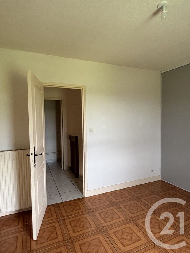 Maison &agrave; louer - 6 pi&egrave;ces - 121,35 m2 - Aurillac - 15 - AUVERGNE