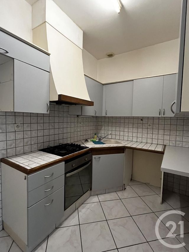 Maison &agrave; louer - 6 pi&egrave;ces - 121,35 m2 - Aurillac - 15 - AUVERGNE