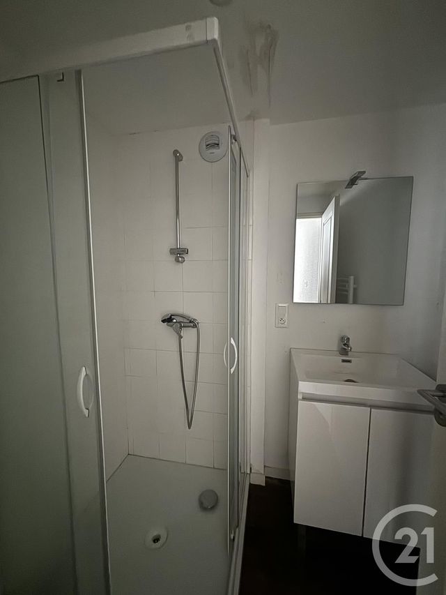 Appartement F2 &agrave; louer - 2 pi&egrave;ces - 61,52 m2 - Aurillac - 15 - AUVERGNE