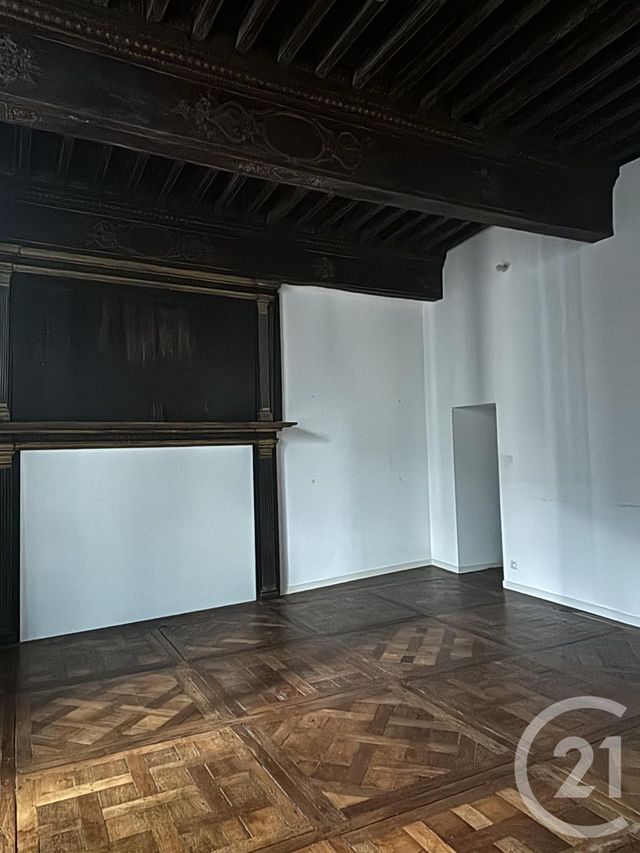 Appartement F2 &agrave; louer - 2 pi&egrave;ces - 61,52 m2 - Aurillac - 15 - AUVERGNE