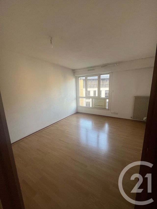 Appartement &agrave; vendre - 3 pi&egrave;ces - 66,96 m2 - Aurillac - 15 - AUVERGNE