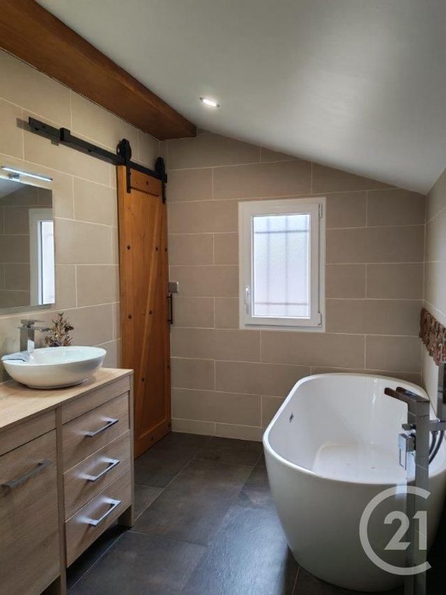 Maison &agrave; vendre - 4 pi&egrave;ces - 105 m2 - Carlat - 15 - AUVERGNE