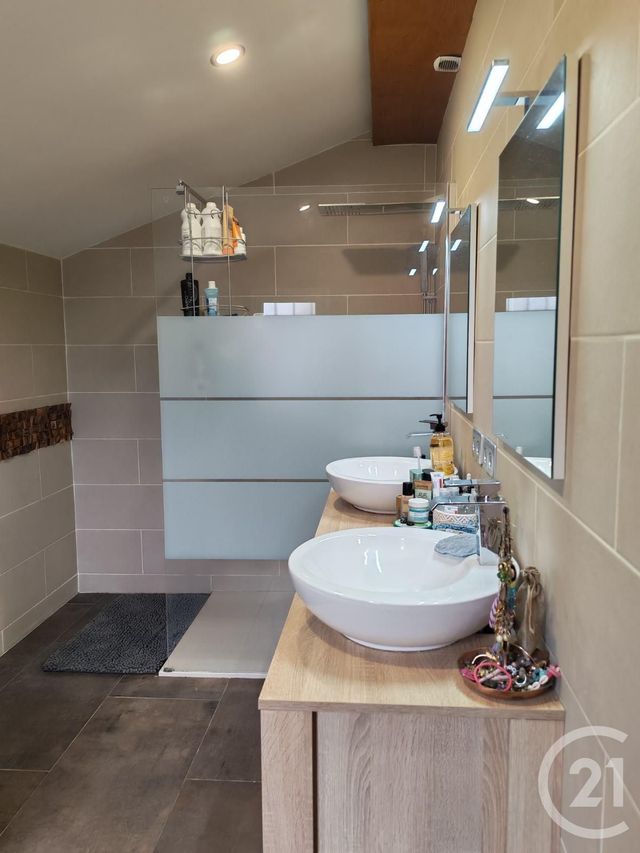 Maison &agrave; vendre - 4 pi&egrave;ces - 105 m2 - Carlat - 15 - AUVERGNE