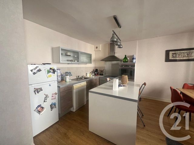 Appartement F2 bis &agrave; vendre - 3 pi&egrave;ces - 65 m2 - Aurillac - 15 - AUVERGNE