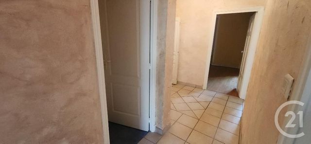 Appartement F3 &agrave; vendre - 3 pi&egrave;ces - 58,25 m2 - Aurillac - 15 - AUVERGNE