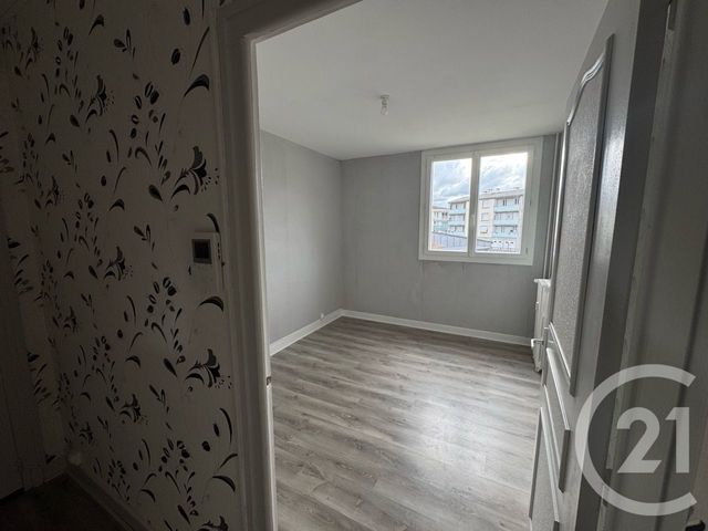 Appartement T4 &agrave; vendre - 4 pi&egrave;ces - 70 m2 - Aurillac - 15 - AUVERGNE