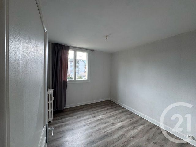 Appartement T4 &agrave; vendre - 4 pi&egrave;ces - 70 m2 - Aurillac - 15 - AUVERGNE