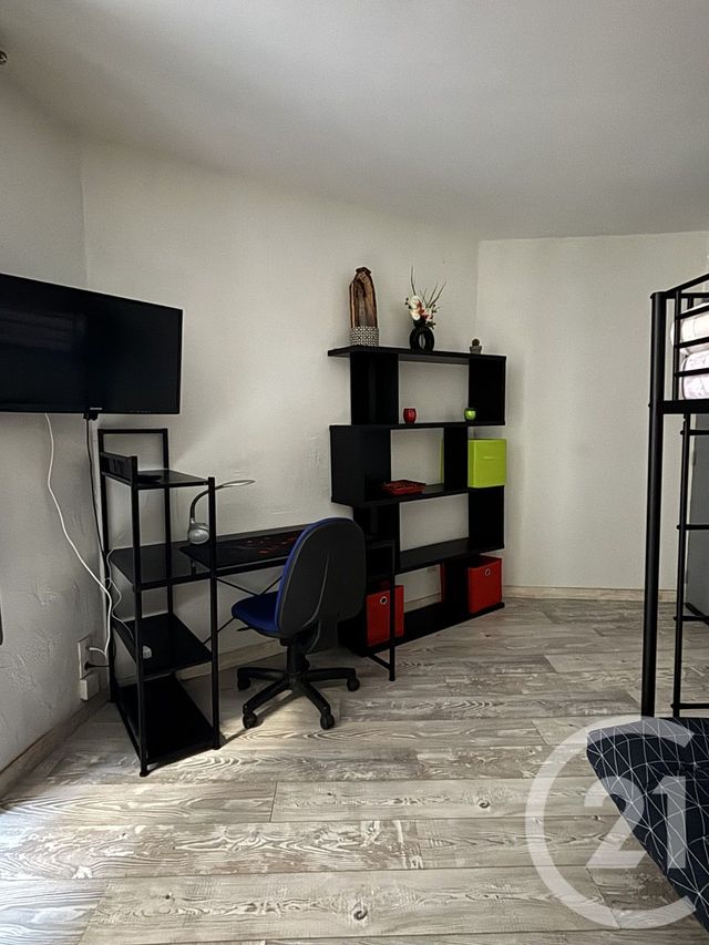 Appartement Studio &agrave; louer - 1 pi&egrave;ce - 27 m2 - Aurillac - 15 - AUVERGNE