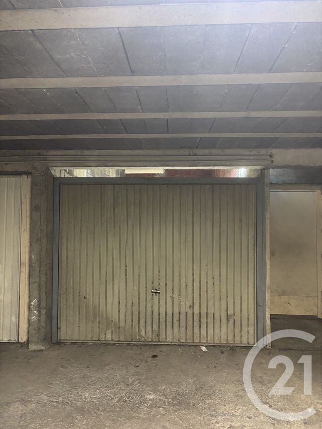 Appartement T2 &agrave; louer - 2 pi&egrave;ces - 46 m2 - Aurillac - 15 - AUVERGNE