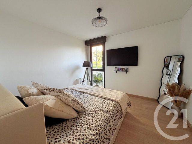 Appartement F4 &agrave; vendre - 5 pi&egrave;ces - 80,28 m2 - Aurillac - 15 - AUVERGNE