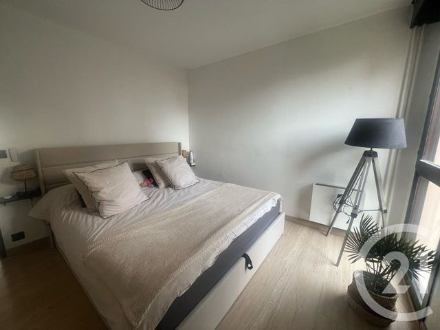 Appartement F4 &agrave; vendre - 5 pi&egrave;ces - 80,28 m2 - Aurillac - 15 - AUVERGNE