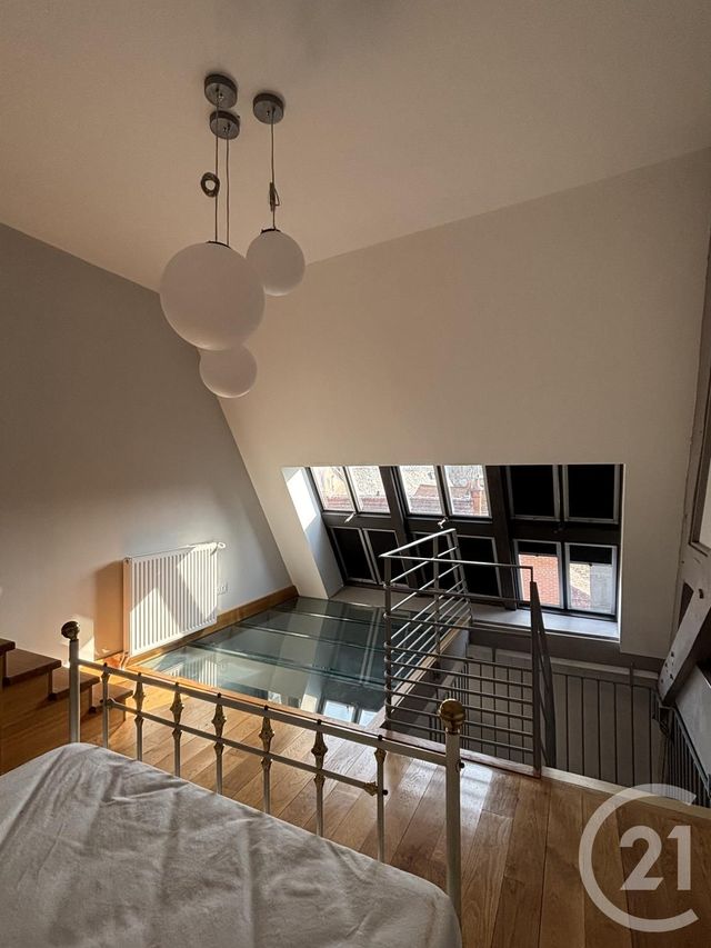 Appartement Duplex &agrave; louer - 2 pi&egrave;ces - 80 m2 - Aurillac - 15 - AUVERGNE