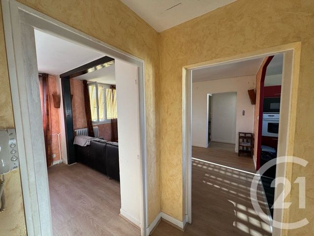 Appartement F4 &agrave; vendre - 3 pi&egrave;ces - 65 m2 - Aurillac - 15 - AUVERGNE