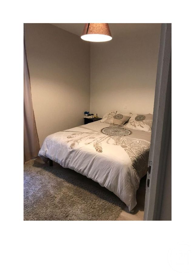Appartement T2 &agrave; louer - 2 pi&egrave;ces - 43 m2 - Aurillac - 15 - AUVERGNE