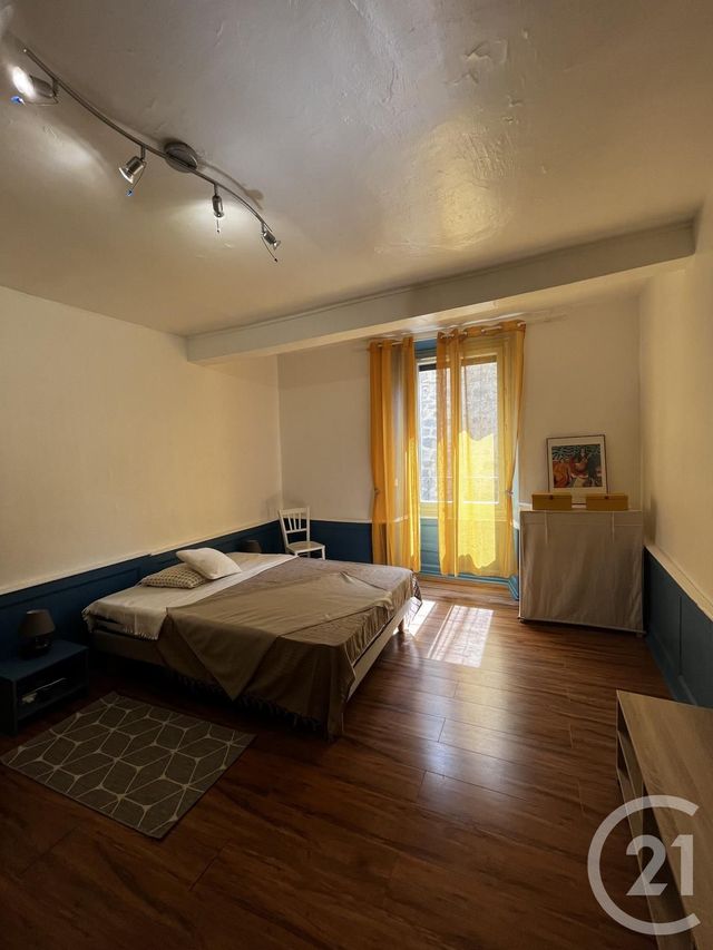 Appartement T2 &agrave; louer - 2 pi&egrave;ces - 45 m2 - Aurillac - 15 - AUVERGNE