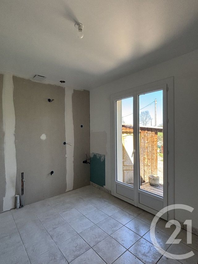 Maison &agrave; louer - 4 pi&egrave;ces - 85 m2 - Ytrac - 15 - AUVERGNE