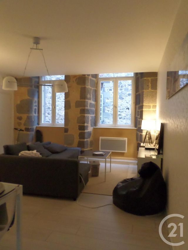 Appartement T2 &agrave; louer - 2 pi&egrave;ces - 55 m2 - Aurillac - 15 - AUVERGNE