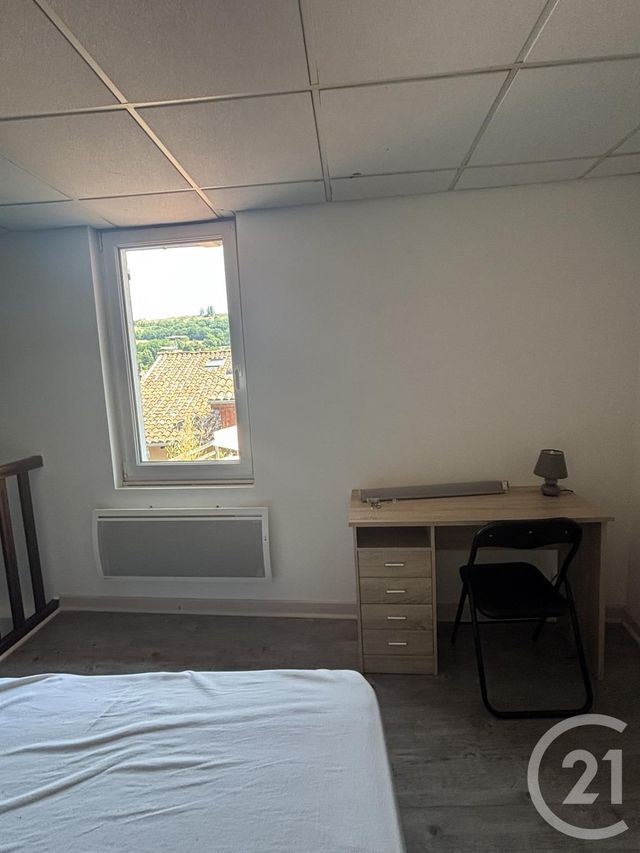 Appartement Duplex &agrave; louer - 2 pi&egrave;ces - 24 m2 - Aurillac - 15 - AUVERGNE