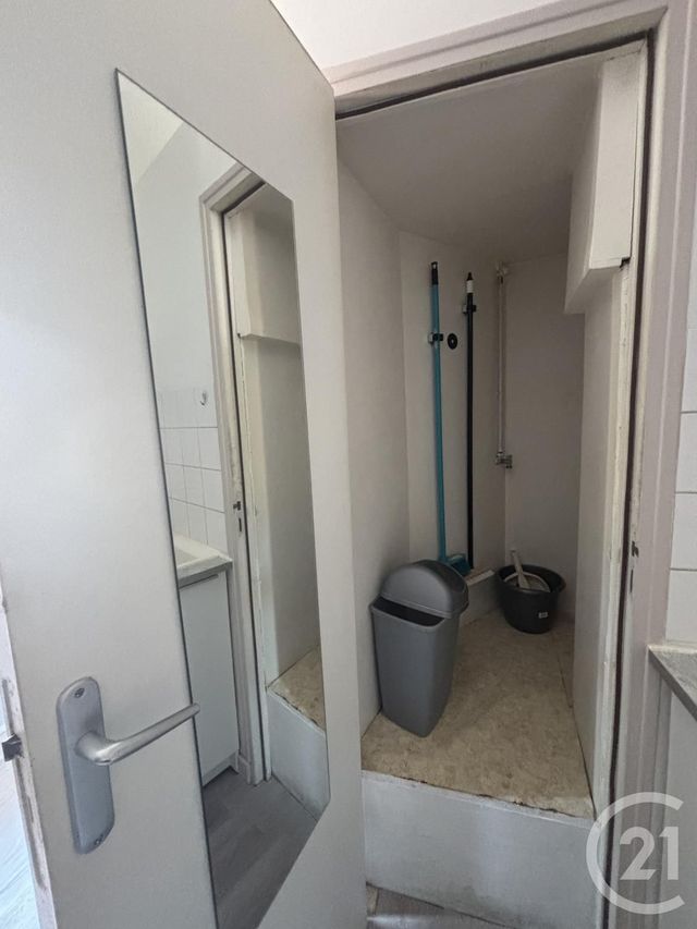 Appartement Duplex &agrave; louer - 2 pi&egrave;ces - 24 m2 - Aurillac - 15 - AUVERGNE