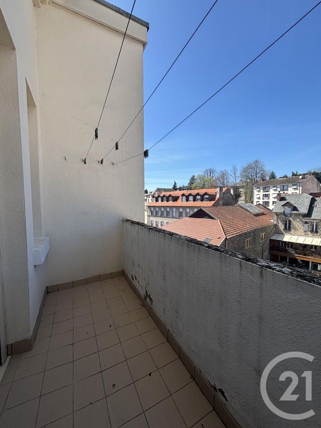 Appartement T2 &agrave; louer - 2 pi&egrave;ces - 53,05 m2 - Aurillac - 15 - AUVERGNE