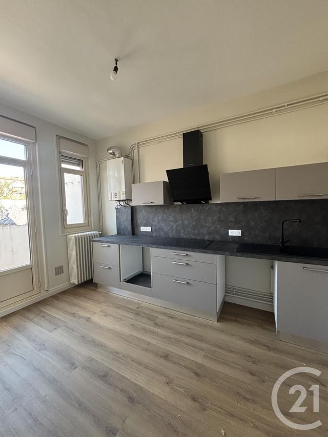 Appartement T2 &agrave; louer - 2 pi&egrave;ces - 53,05 m2 - Aurillac - 15 - AUVERGNE