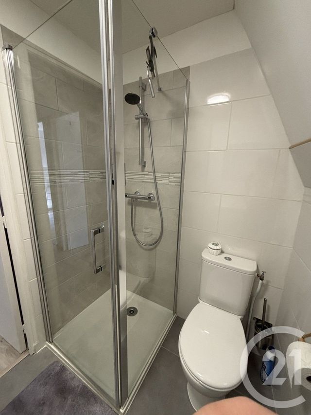 Appartement T3 &agrave; louer - 3 pi&egrave;ces - 56 m2 - Vic Sur Cere - 15 - AUVERGNE