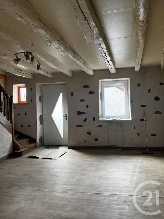 Maison &agrave; louer - 3 pi&egrave;ces - 70 m2 - Ytrac - 15 - AUVERGNE