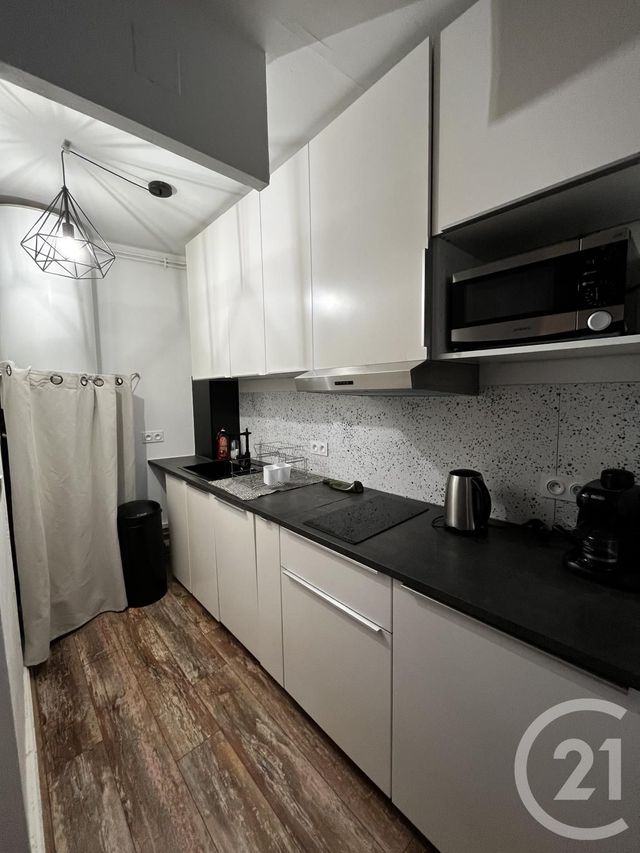 Appartement Duplex &agrave; louer - 2 pi&egrave;ces - 39 m2 - Aurillac - 15 - AUVERGNE