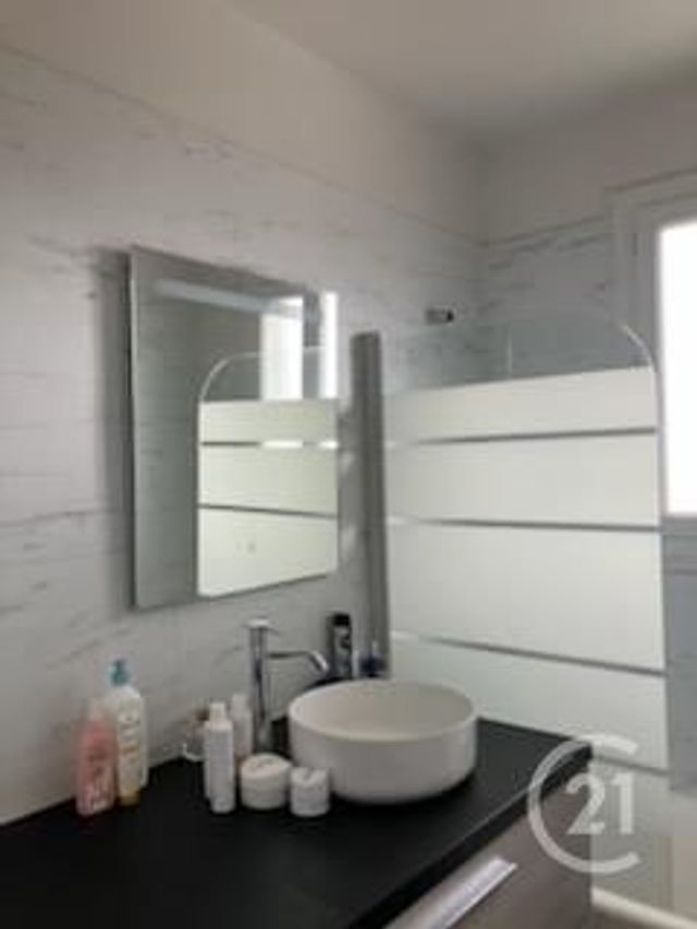 Appartement F3 &agrave; vendre - 3 pi&egrave;ces - 58 m2 - Aurillac - 15 - AUVERGNE