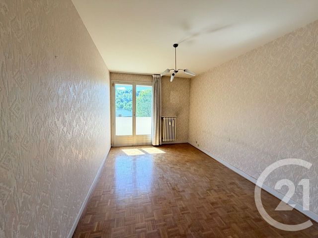Appartement T3 &agrave; vendre - 4 pi&egrave;ces - 75 m2 - Aurillac - 15 - AUVERGNE