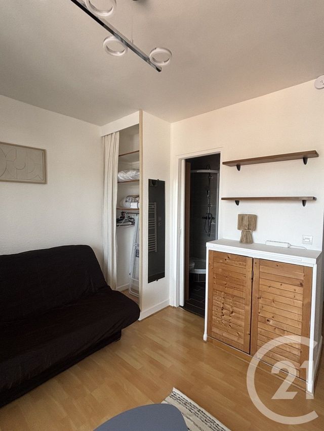 Appartement Studio &agrave; louer - 1 pi&egrave;ce - 19 m2 - Aurillac - 15 - AUVERGNE
