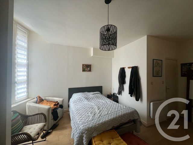 Appartement F2 bis &agrave; vendre - 3 pi&egrave;ces - 60 m2 - Aurillac - 15 - AUVERGNE