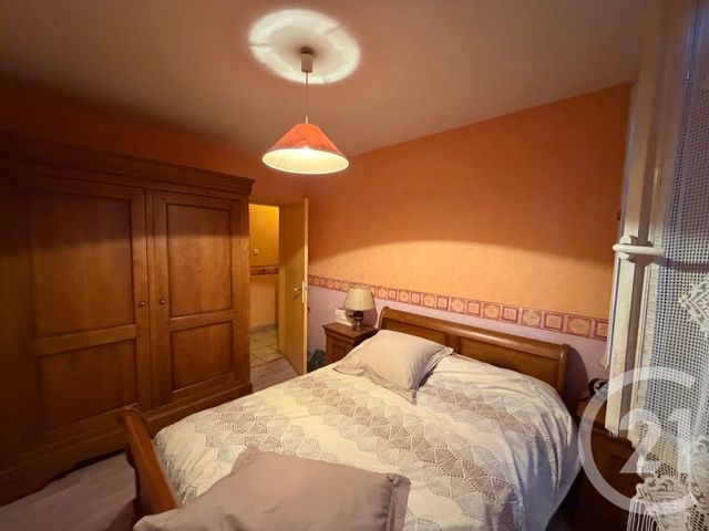 Appartement T3 &agrave; vendre - 4 pi&egrave;ces - 69 m2 - Aurillac - 15 - AUVERGNE