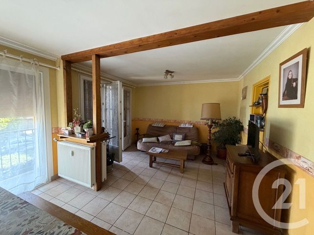 Appartement T3 &agrave; vendre - 4 pi&egrave;ces - 69 m2 - Aurillac - 15 - AUVERGNE