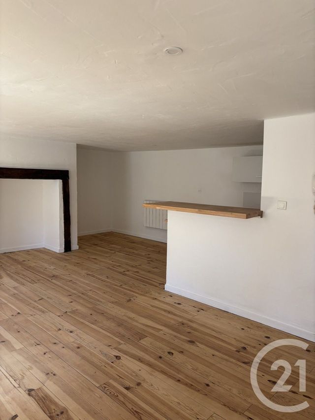 Appartement Duplex &agrave; louer - 3 pi&egrave;ces - 43 m2 - Aurillac - 15 - AUVERGNE