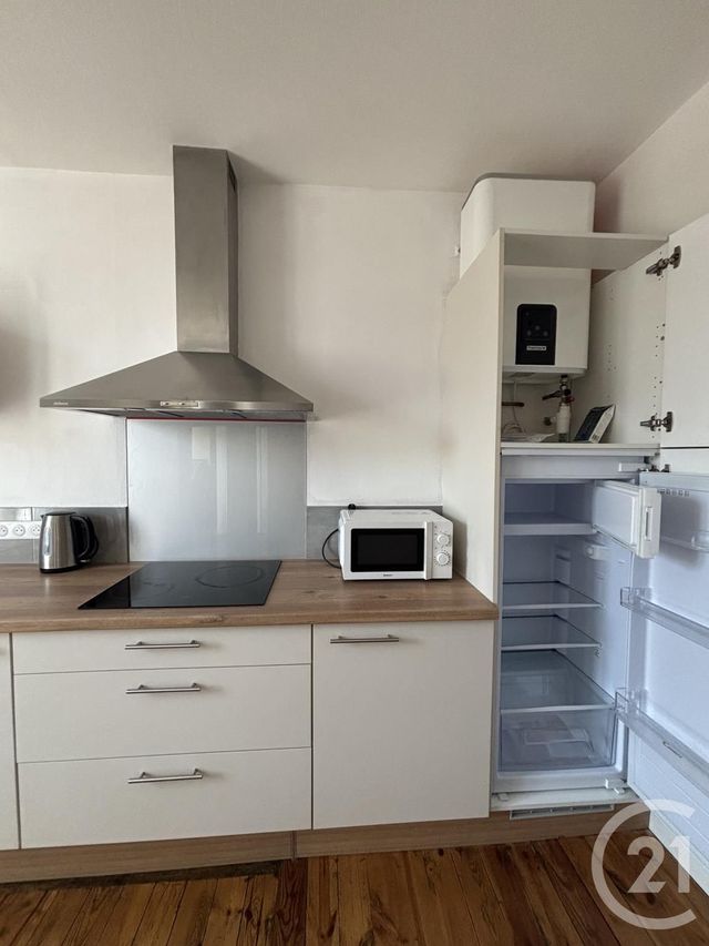 Appartement T2 &agrave; louer - 2 pi&egrave;ces - 31 m2 - Aurillac - 15 - AUVERGNE