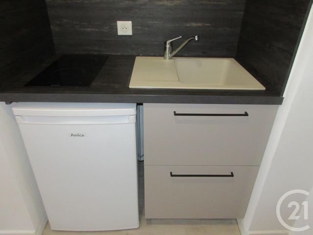 Appartement Studio &agrave; louer - 1 pi&egrave;ce - 20 m2 - Aurillac - 15 - AUVERGNE