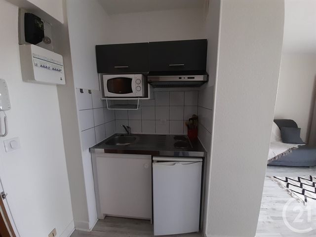 Appartement Studio &agrave; louer - 1 pi&egrave;ce - 19 m2 - Aurillac - 15 - AUVERGNE