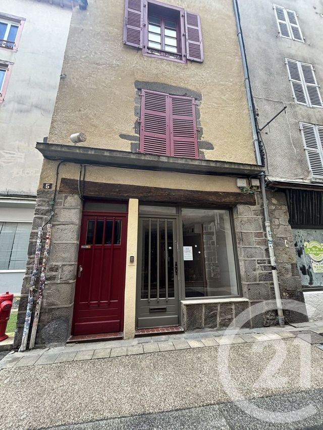 Local commercial à louer - 20.0 m2 - 15 - Cantal