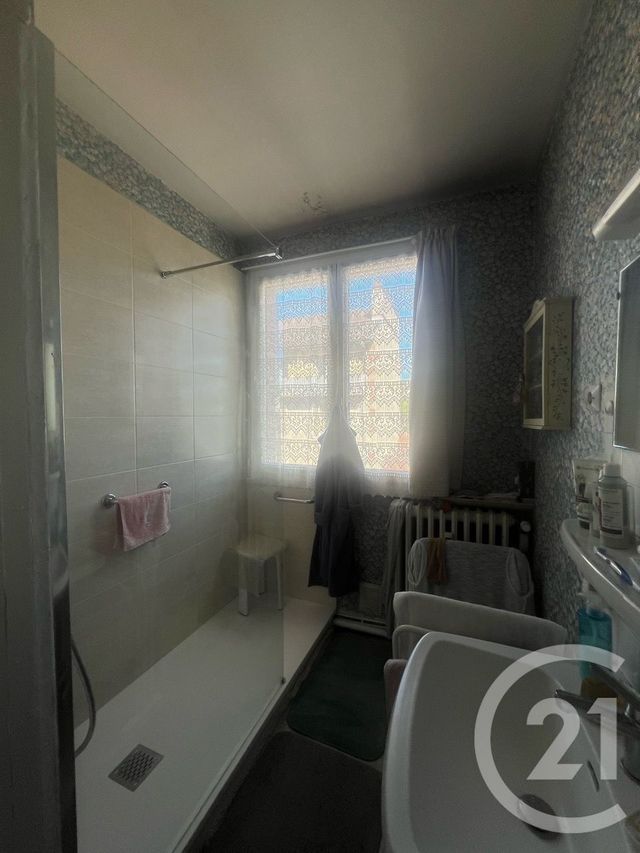 Appartement F4 &agrave; vendre - 5 pi&egrave;ces - 90 m2 - Aurillac - 15 - AUVERGNE