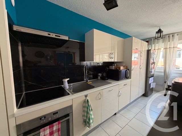 Appartement T4 &agrave; vendre - 4 pi&egrave;ces - 78 m2 - Aurillac - 15 - AUVERGNE