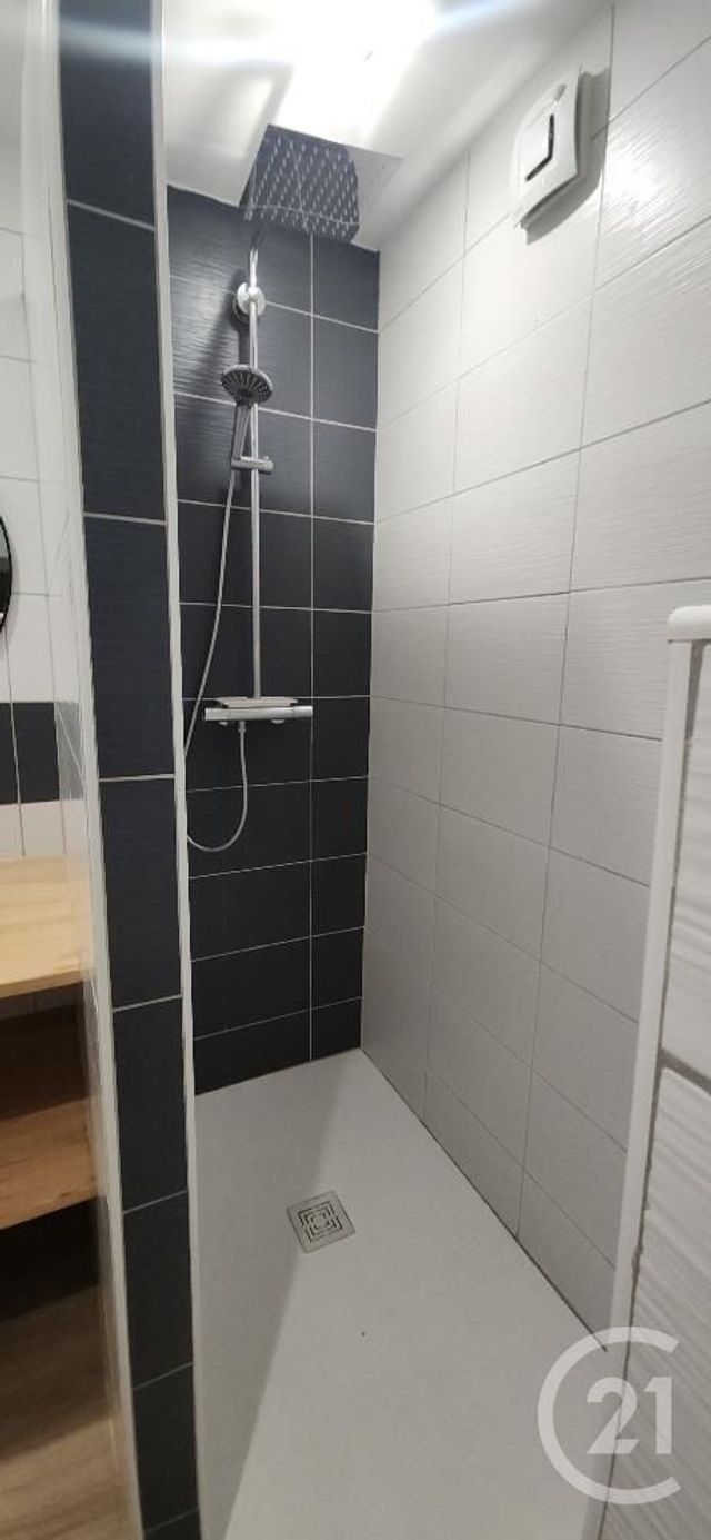 Appartement F4 &agrave; vendre - 4 pi&egrave;ces - 79,31 m2 - Aurillac - 15 - AUVERGNE