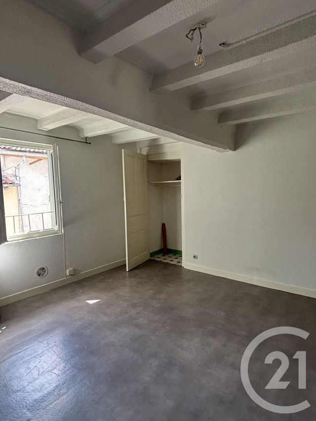 Appartement T1 &agrave; louer - 1 pi&egrave;ce - 32 m2 - Aurillac - 15 - AUVERGNE