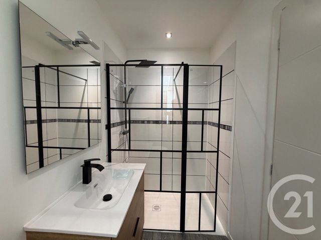 Appartement T4 &agrave; vendre - 4 pi&egrave;ces - 140 m2 - Aurillac - 15 - AUVERGNE