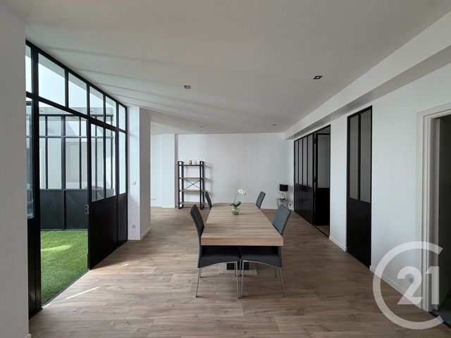 Appartement T4 &agrave; vendre - 4 pi&egrave;ces - 140 m2 - Aurillac - 15 - AUVERGNE